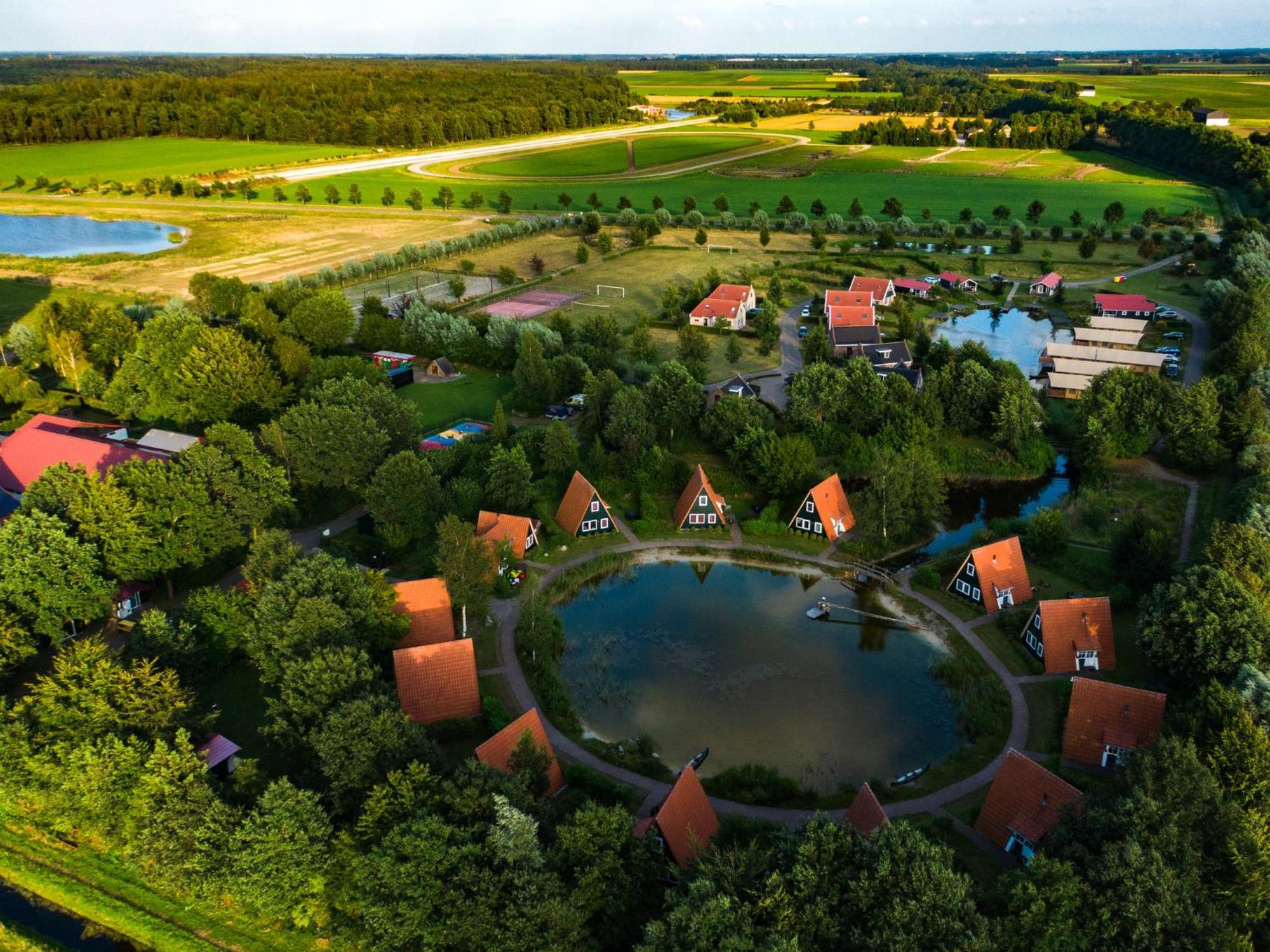 Vakantiepark Eigen Wijze Bant Exterior photo
